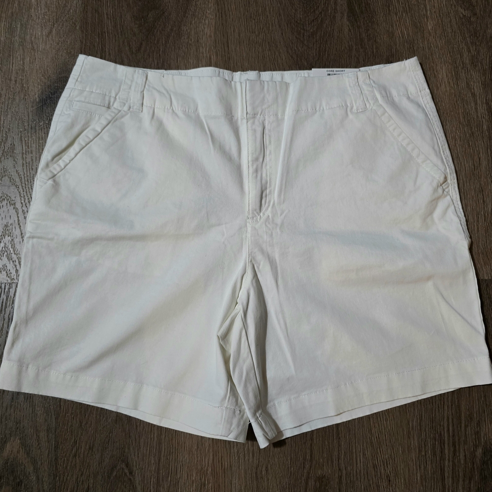 Charter Club Women's Twill Casual Shorts White NWT Size 14‎